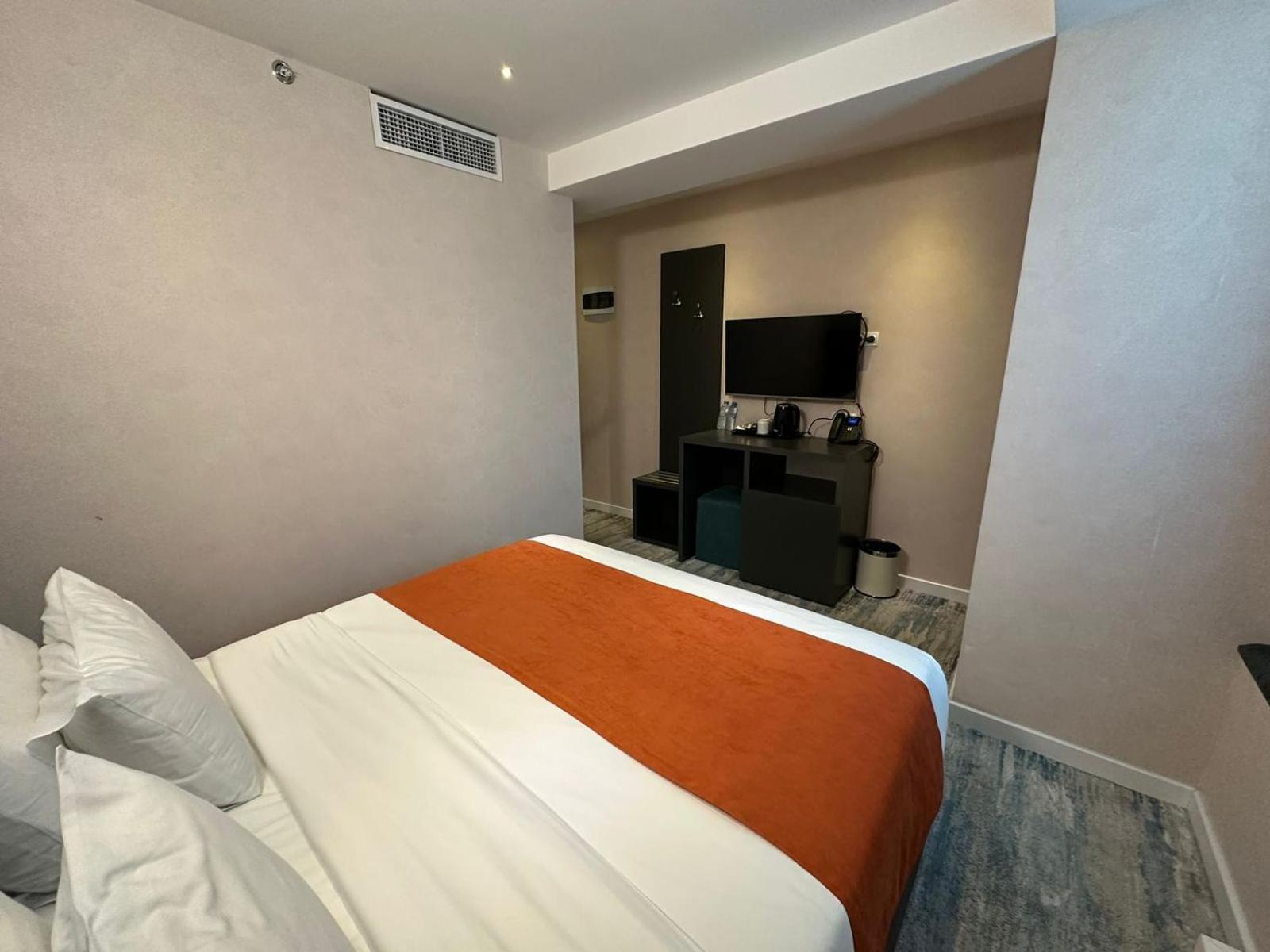 M 1 T Hotel 트빌리시 외부 사진