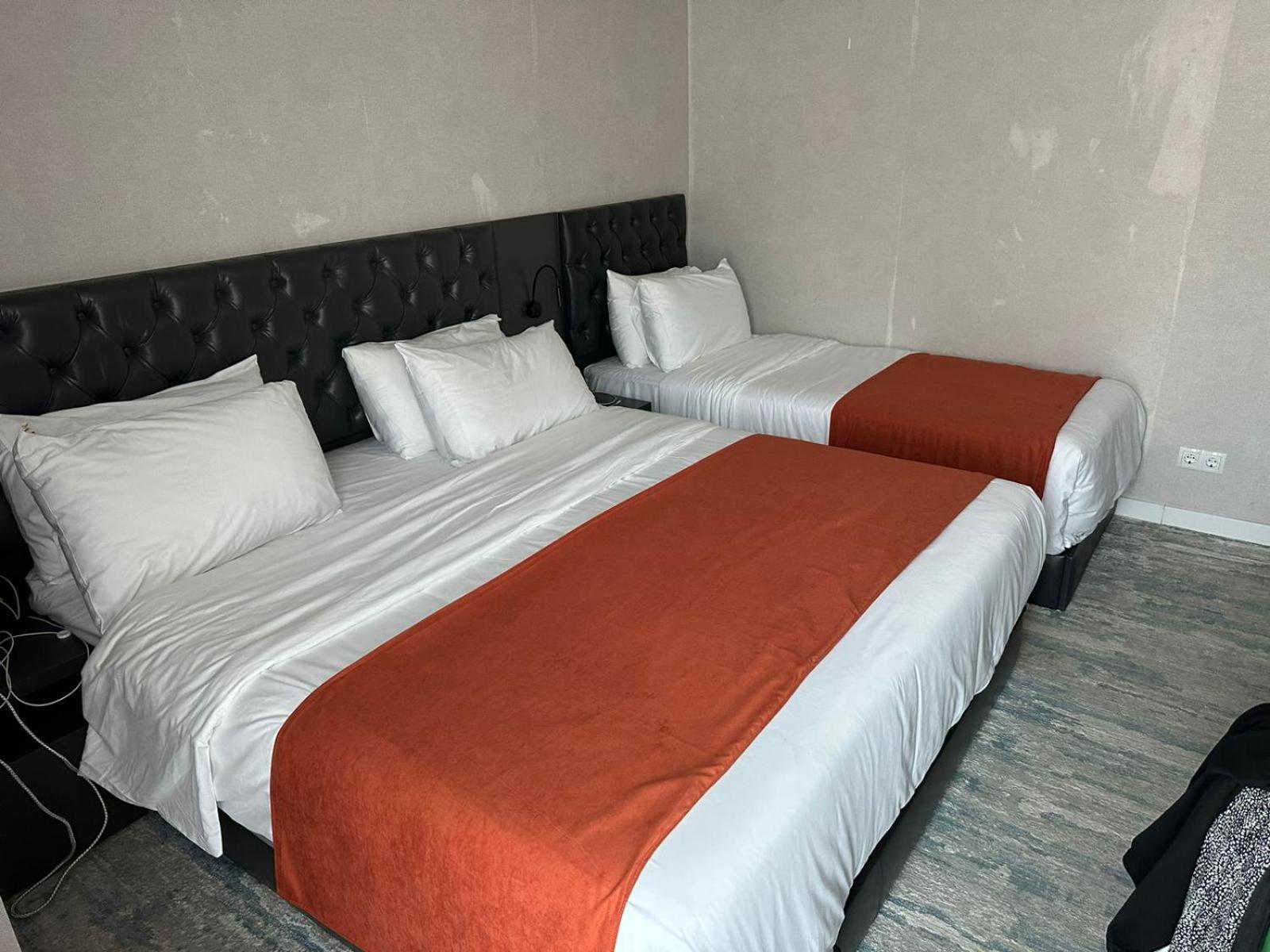 M 1 T Hotel 트빌리시 외부 사진