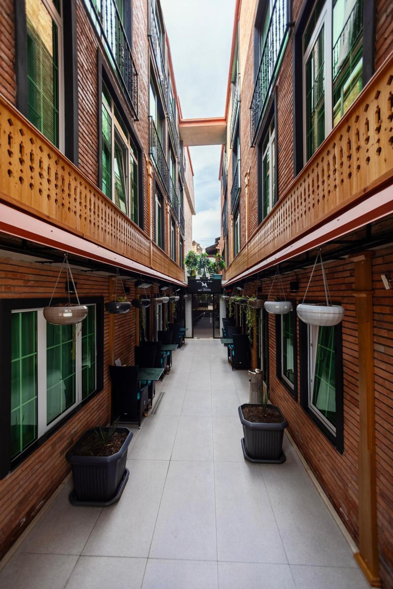 M 1 T Hotel 트빌리시 외부 사진