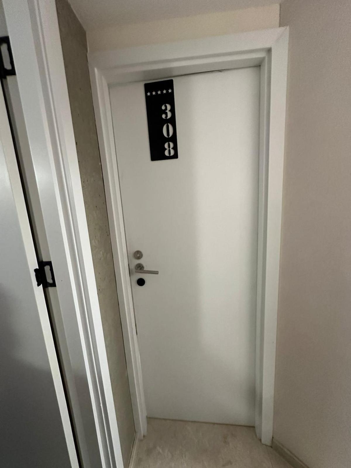 M 1 T Hotel 트빌리시 외부 사진